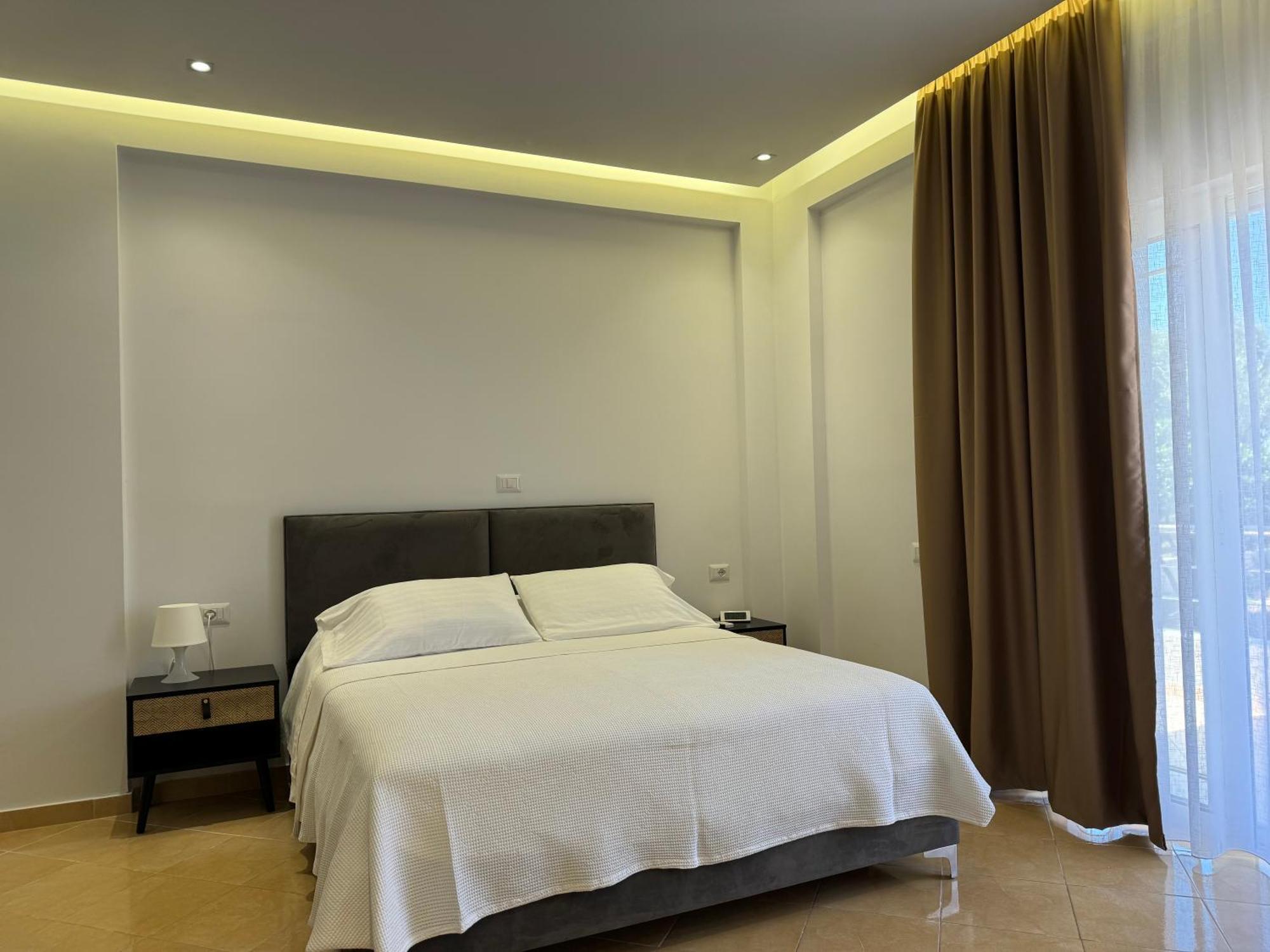 Almando Hotel Ksamil