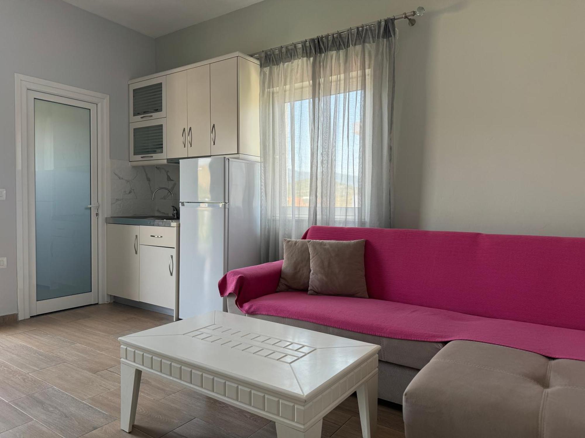 Almando Hotel Ksamil